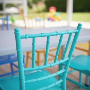 Set Infantil Mesa Blanca 120x60 cm + 6 Sillas Tiffany de Plástico | Multicolor | Eventos y Juegos