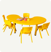 Mesa Curva Infantil con 5 Sillas | Plástico Resistente para Preescolar